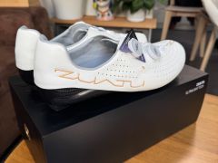Zuatu Z001 White-Gold cyklistické tretry