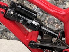 Commencal Furious 2022 Downhill