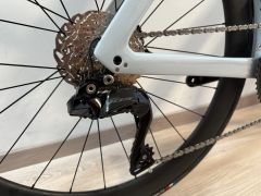 Trek Madone SL 6 Gen 7 Plasma Grey