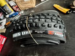 Nové Maxxis