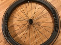 Karbon kolesa Ffwd F4 s Dt swiss 240s