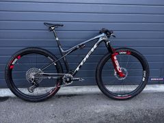 Prodám/vyměním rámovou sadu Trek Supercaliber SLR Gen 2 flight attendant vel. L