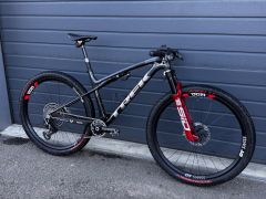 Prodám/vyměním rámovou sadu Trek Supercaliber SLR Gen 2 flight attendant vel. L