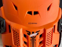 Leatt chest protector 2.5 mini detsky hrudny chranič