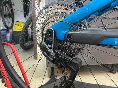 Cube Stereo Hybrid One44 HPC actionteam