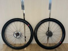 Predám celo karbonové kolesá Fulcrum Wind 42 2022 model