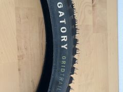 Nové pláště Specialized Purgatory 29x2,4, 1x Grid T7 a 1x Grid Trail T9