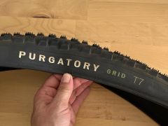 Nové pláště Specialized Purgatory 29x2,4, 1x Grid T7 a 1x Grid Trail T9