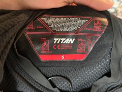 Fox titan S