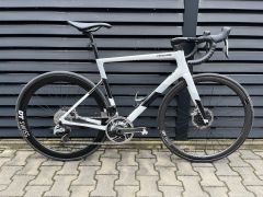 Cannondale SuperSix Evo Hi-MOD, Red eTap AXS