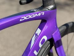 Pinarello Dogma F Disc Electro Violet, Dura Ace di2 2x12