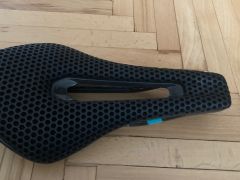 Ryet sedlo 245mm/135mm