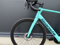 Bianchi Infinito Shimano Ultegra Di2