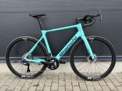 Bianchi Infinito Shimano Ultegra Di2