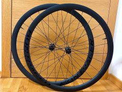 Set kolies Bontrager Aeolus Pro 37