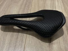 Ryet 3D Printed sedlo