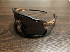 R2 Diablo tmavé skla