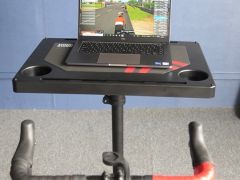 Stolik na trenazer / servisny stojan