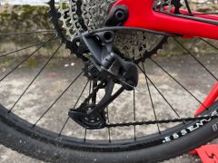 Predám Specialized Epic Carbon (Custom kolesá Pancho, Sram GX Eagle)