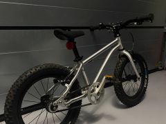 Early rider Seeker 16