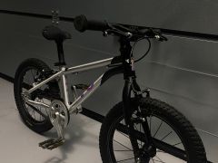 Early rider Belter 16