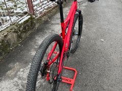 Predám Specialized Epic Carbon (Custom kolesá Pancho, Sram GX Eagle)