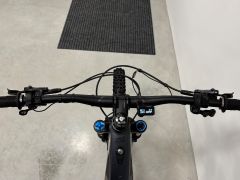 Kellys Theos F90 725wh 2022