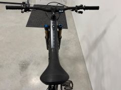 Kellys Theos F90 725wh 2022