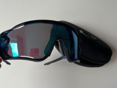 Oakley jabreaker