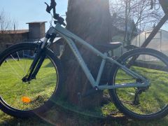 Predám začiatočnícky bicykel rockrider st 500