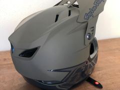 Prilba TLD D4 Stealth, Composite (2025)