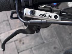 GT Sensor Carbon Expert 27,5  Stealth Edition 2016