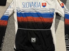 Neprefúkava bunda Santini