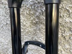 SR Suntour Aion RC 160, 27.5