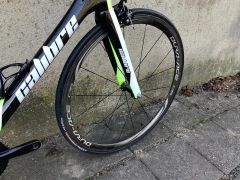 Calibre Niburu 2.0, vel.58, karbon kola Shimano Dura Ace, 7,2kg