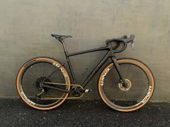 Gravel kolo Dust, vel. 52, Sram 1x12, karbon kola - Nové