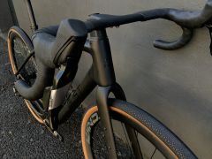 Gravel kolo Dust, vel. 52, Sram 1x12, karbon kola - Nové