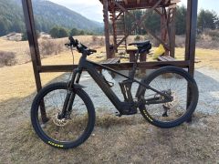 Predám svoj  Cube Stereo Hybrid 140 HPC SLX 750 carbon n reflex veľkosť M