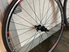 Cestne kolesa DT swiss 1900 + axis elite