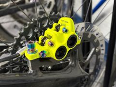 Magura MT7 Raceline edition + páčky OAK components
