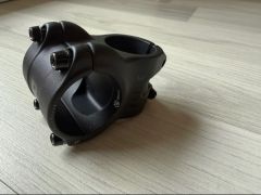 Predstavec Bontrager Elite 35