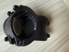 Predstavec Bontrager Elite 35