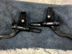 Brzdové páky Bl-M4100