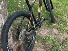 Kona Blast 2021 (Velikost L)