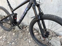 Trek Slash 8