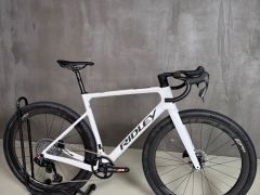 Gravel Ridley Astr, Sram Rival 1x13, Zipp kola