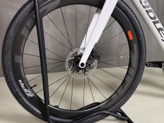 Gravel Ridley Astr, Sram Rival 1x13, Zipp kola