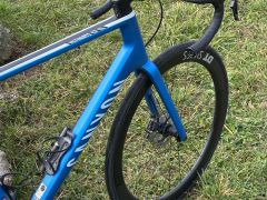 Predám Canyon Ultimate CF SL Disc 8.0 Di2 Aero (Xl)