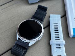 Garmin Forerunner 965 Titanium Whitestone Powder Gray - zaruka