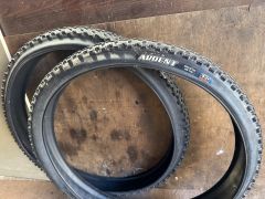 Maxxis ardent 2.4